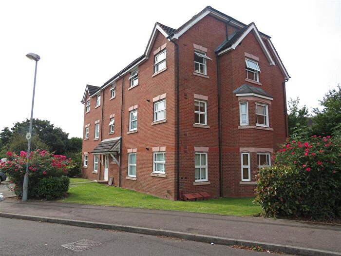 2 Bedroom Flat To Rent In Water Mill Crescent, Walmley, Sutton Coldfield, B76
