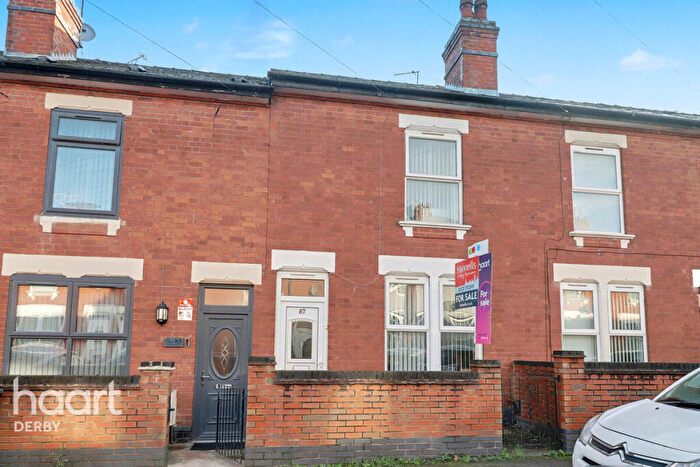3 Bedroom Terraced House For Sale In St Giles Road, Derby, DE23