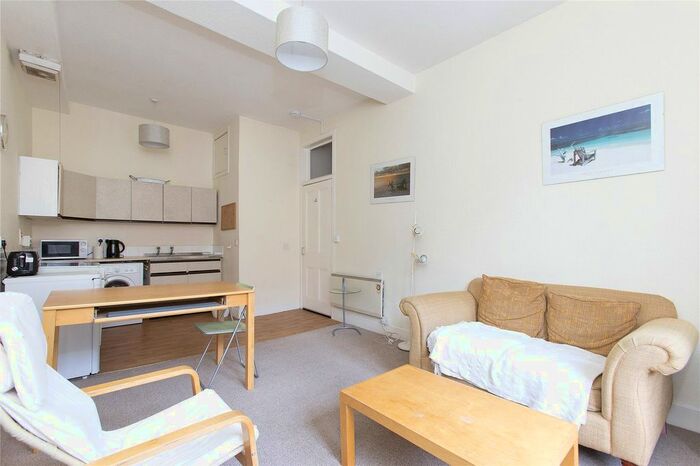 1 Bedroom Flat To Rent In Caledonian Place, Edinburgh, EH11
