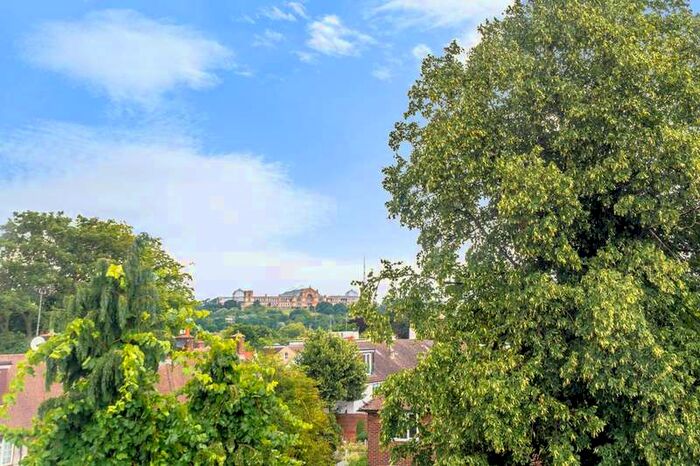 4 Bedroom Terraced House To Rent In Elmfield Avenue, Crouch End, N8