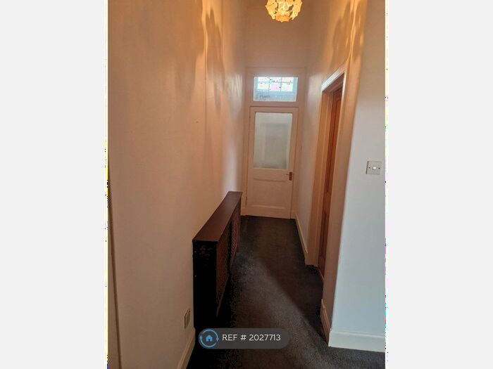 1 Bedroom Flat To Rent In Stewarton Street, Wishaw, ML2