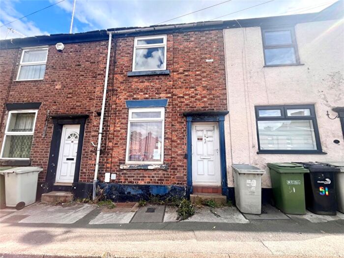 2 Bedroom Terraced House For Sale In Oxford Road, Macclesfield, Cheshire, SK11