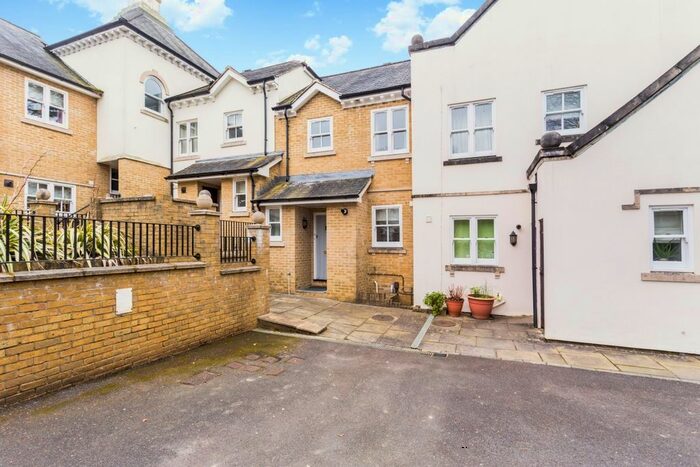 2 Bedroom Terraced House To Rent In Badgers Holt, Tunbridge Wells, TN2