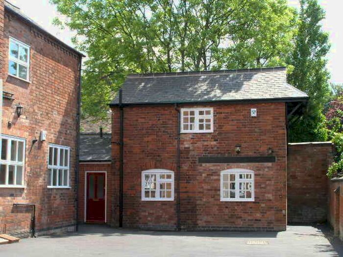 1 Bedroom Flat To Rent In Victoria Park Road, Leicester, LE2