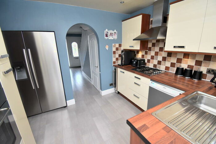 3 Bedroom Terraced House For Sale In Glenapp Road, Paisley, Renfrewshire, PA2