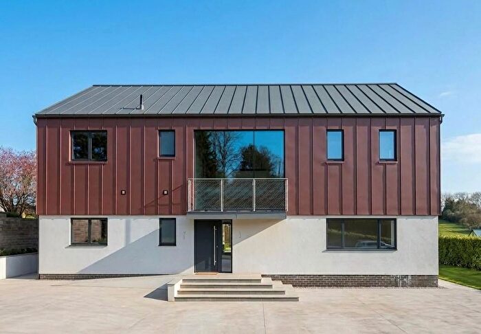 4 Bedroom Detached House For Sale In Hillside Road, Flore, NN7