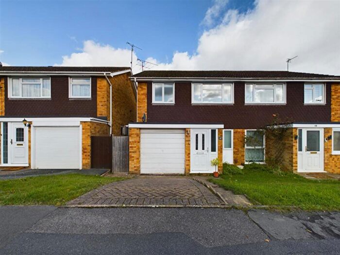 3 Bedroom Semi-Detached House To Rent In Hardwick Road, Tilehurst, Reading, RG30