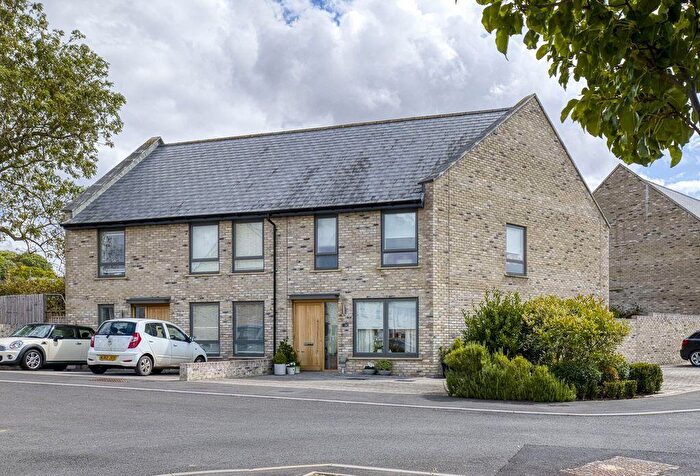3 Bedroom Semi-Detached House For Sale In Contemporary Bedroom Home In Castle Cary, BA7