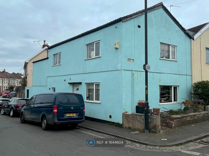 2 Bedroom Flat To Rent In Easton, Bristol, BS5