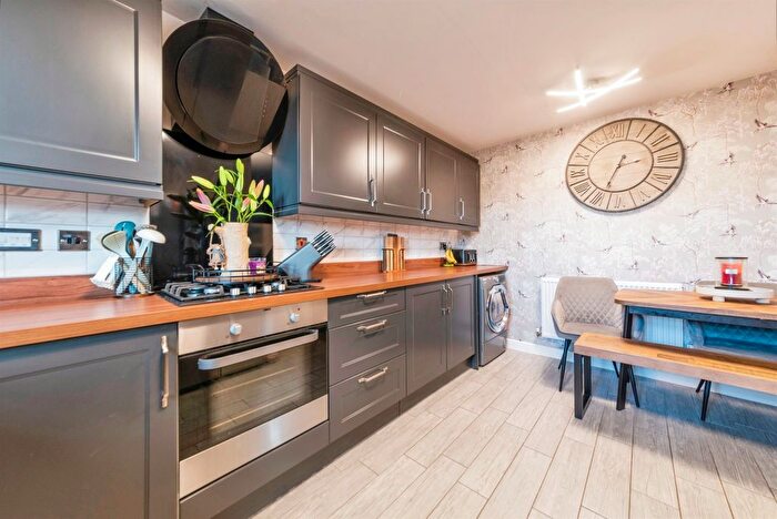 4 Bedroom Semi-Detached House For Sale In Flaxley Lane, Middlebeck, Newark, NG24