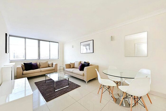 2 Bedroom Flat To Rent In Quadrangle Tower, London, W2