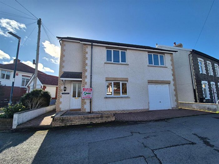 3 Bedroom Detached House For Sale In Rheidol Road, Penparcau, SY23
