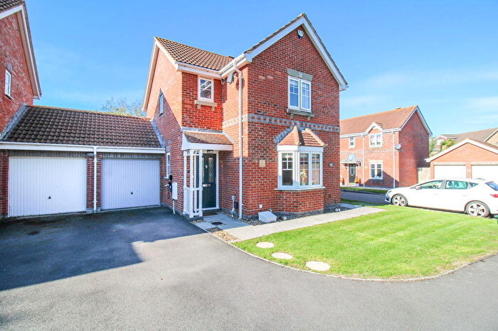 3 Bedroom Detached House For Sale In The Bramleys, Portishead, Bristol, BS20
