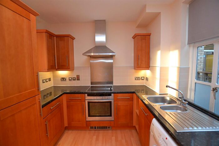 1 Bedroom Flat To Rent In Bedford House, Princesshay Square, Exeter, EX1