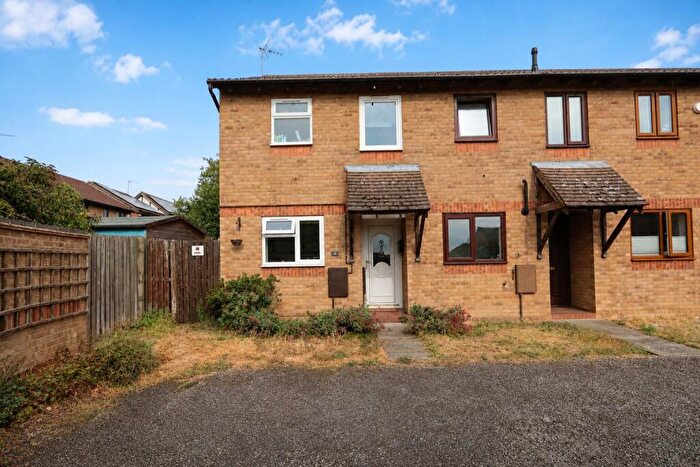 2 Bedroom End Of Terrace House For Sale In Swan Close, Burton Latimer, NN15