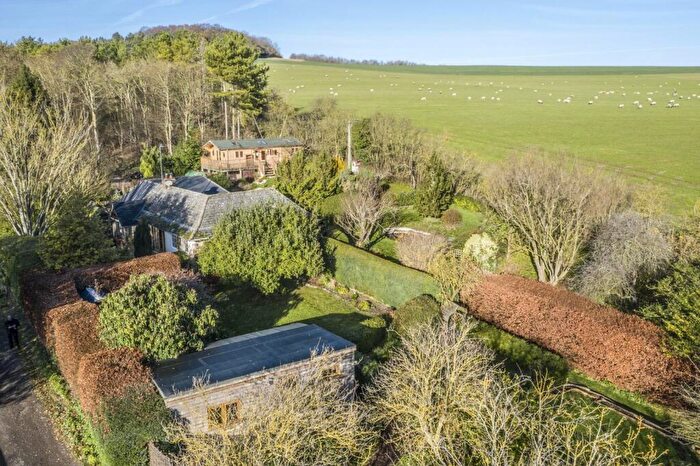 4 Bedroom Bungalow For Sale In Aston Upthorpe, Oxfordshire, OX11