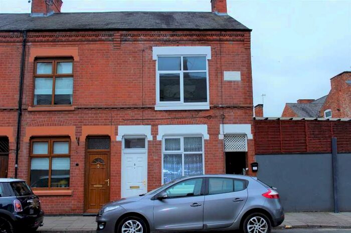 2 Bedroom End Of Terrace House To Rent In Dunton Street, Leicester, LE3
