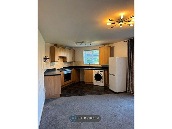 2 Bedroom Flat To Rent In College Green Walk, Mickleover, Derby, DE3