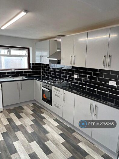 5 Bedroom Terraced House To Rent In Michigan Avenue, London, E12