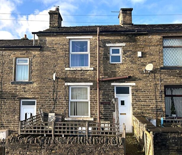 2 Bedroom Terraced House For Sale In Fleece Street, Bradford, BD6