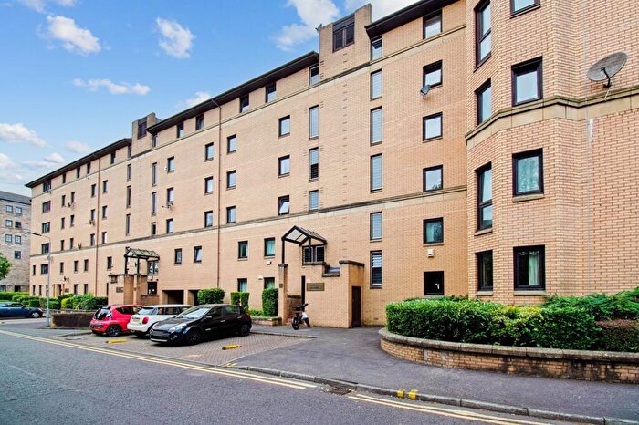2 Bedroom Flat To Rent In Parsonage Square, Merchant City, Glasgow, G4