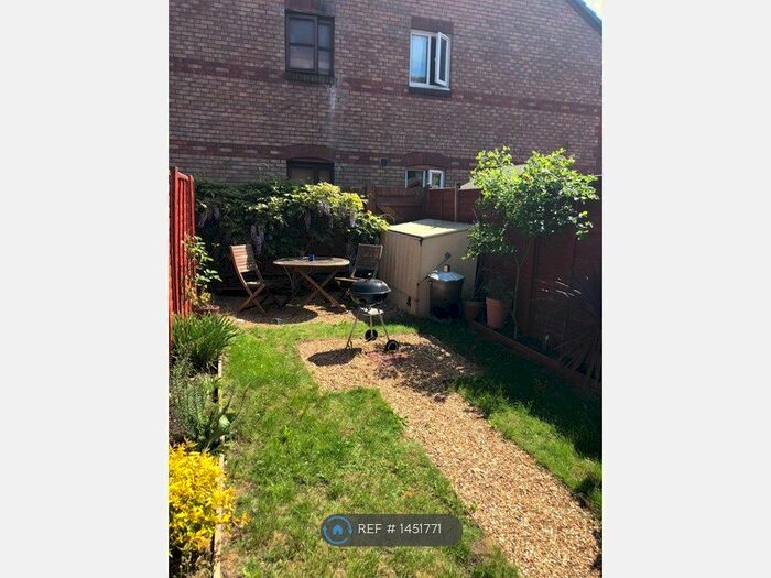 2 Bedroom Terraced House To Rent In Lowry Crescent, Mitcham, CR4
