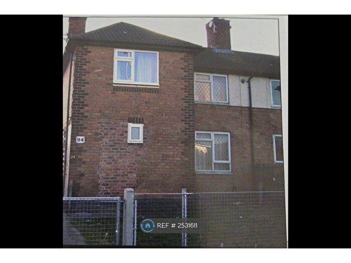 3 Bedroom Semi-Detached House To Rent In Hockley Farm Road, Leicester, LE3