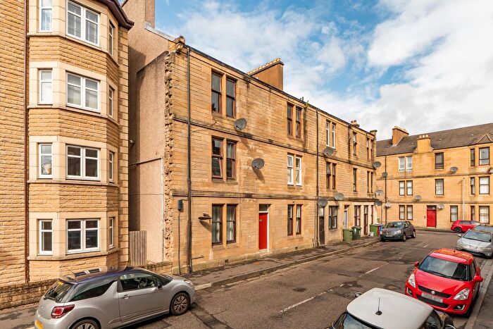 1 Bedroom Flat For Sale In Victoria Road, Falkirk, FK2