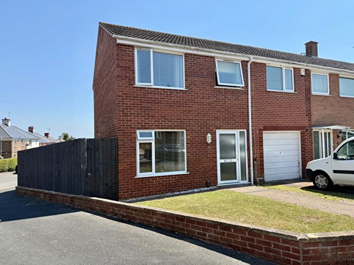 3 Bedroom End Of Terrace House For Sale In Wentworth Gardens, St.Thomas, EX4