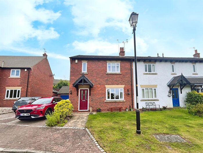 3 Bedroom End Terrace House For Sale In Waterfront, Preston On The Hill, WA4