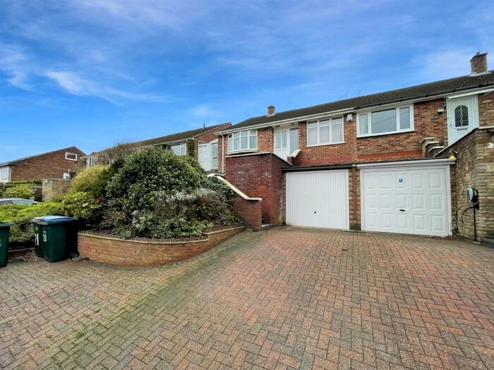 2 Bedroom Semi-Detached Bungalow To Rent In Mount Nod Way, Coventry, CV5