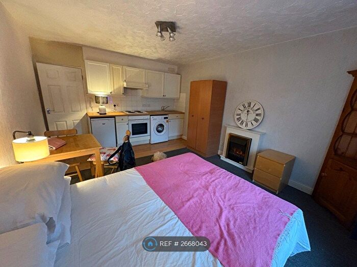 1 Bedroom Flat To Rent In Mansfield Rd, Nottingham, NG5