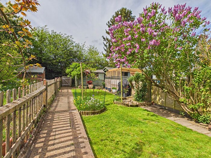 3 Bedroom Terraced House For Sale In Canterbury Road, Pembury, TN2