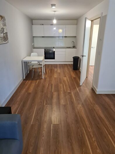 1 Bedroom Flat To Rent In Wolstenholme Square, Liverpool, L1