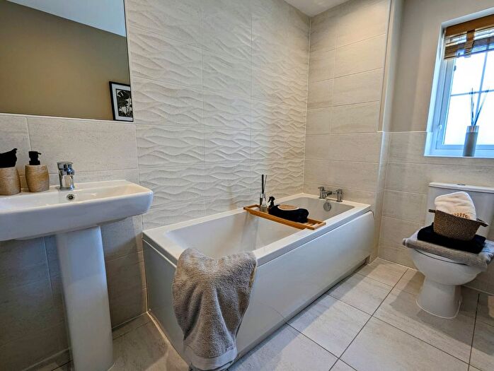 4 Bedroom Detached House For Sale In Lount Place, Beverley, HU17