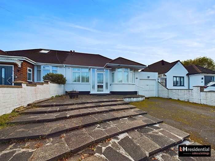2 Bedroom Semi-Detached Bungalow To Rent In Tennison Avenue, Borehamwood, WD6