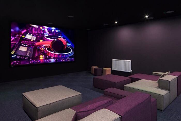 Studio To Rent In , Gatecrasher Apartments, Sheffield, S1