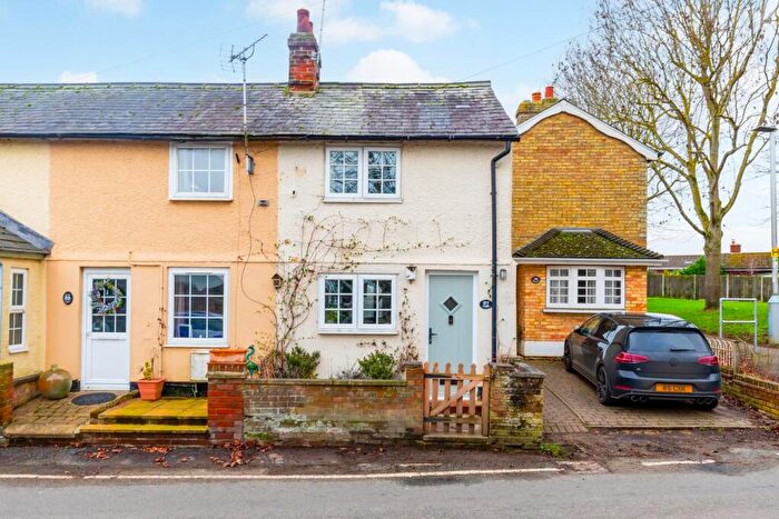 2 Bedroom End Of Terrace House For Sale In Hillfoot Road, Shillington, Central Bedfordshire, SG5