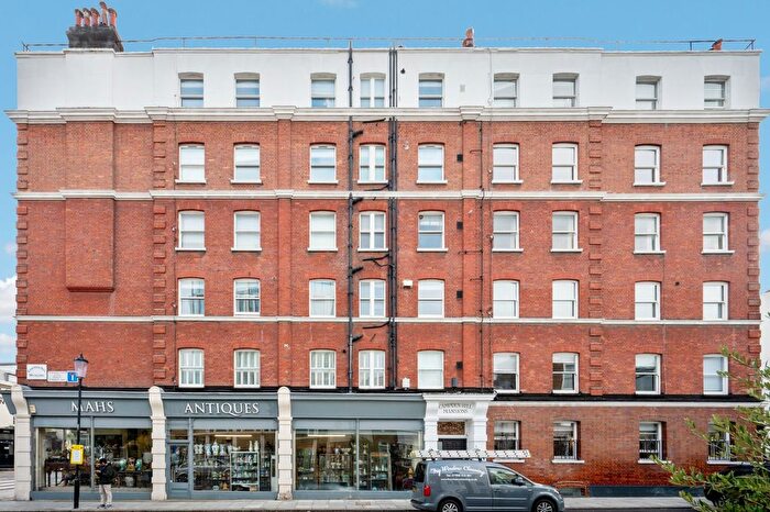 2 Bedroom Flat For Sale In Edge Street, Kensington, W8