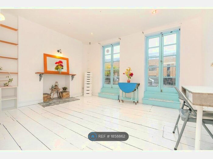 4 Bedroom Maisonette To Rent In Liverpool Road, London, N1