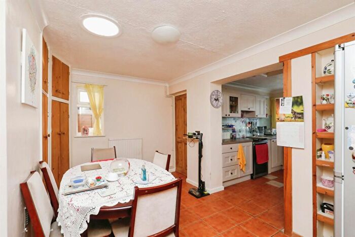 3 Bedroom Detached Bungalow For Sale In Northfield Road, Swaffham, PE37