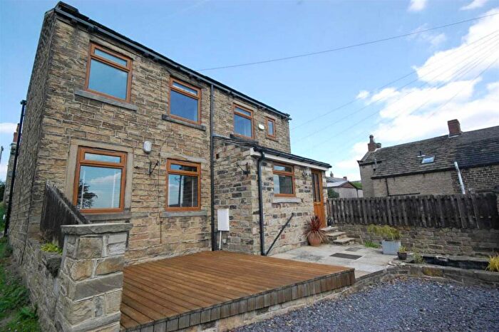 2 Bedroom Cottage To Rent In Rowley Hill, Lepton, Huddersfield, HD8
