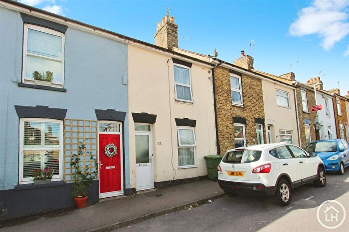 3 Bedroom Terraced House To Rent In Epps Road, Sittingbourne, ME10