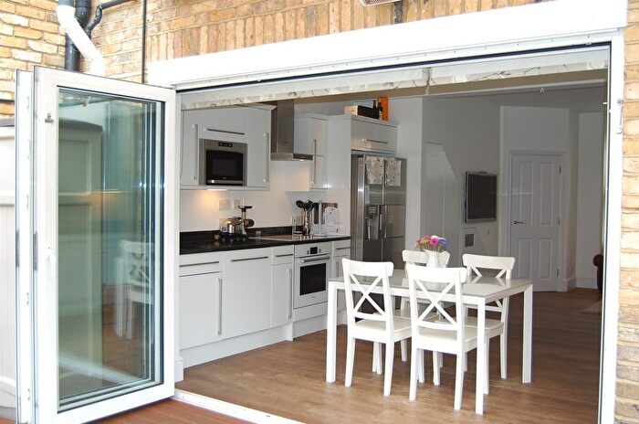 3 Bedroom Property To Rent In Prince Georges Avenue, Raynes Park, SW20