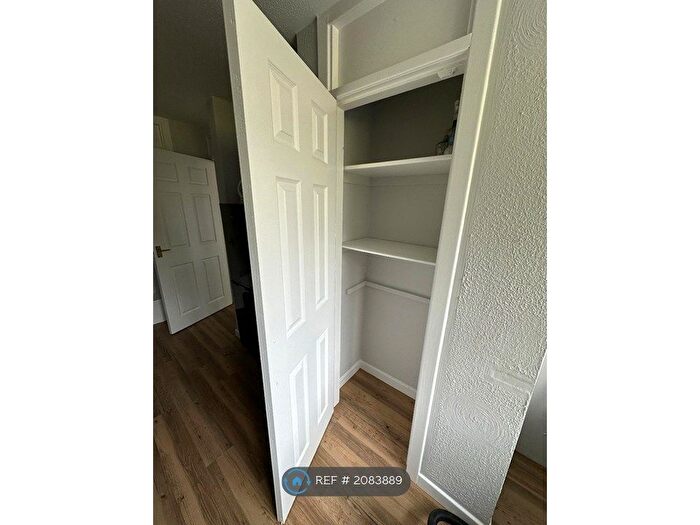 2 Bedroom Flat To Rent In Braehead Road, Cumbernauld, Glasgow, G67