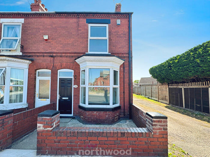 2 Bedroom End Of Terrace House To Rent In King Edward Road, Thorne, Doncaster, DN8