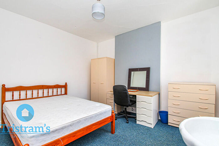 5 Bedroom Terraced House To Rent In Lenton Boulevard, Lenton, NG7