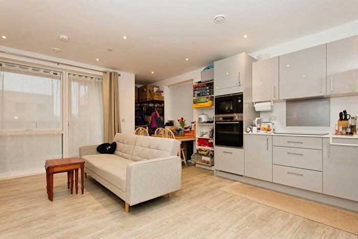 2 Bedroom Flat To Rent In Eagle Street, Cambridge, CB1