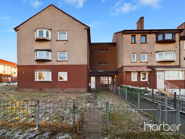 4 Bedroom Flat To Rent In Easterhouse Road, Glasgow, G34