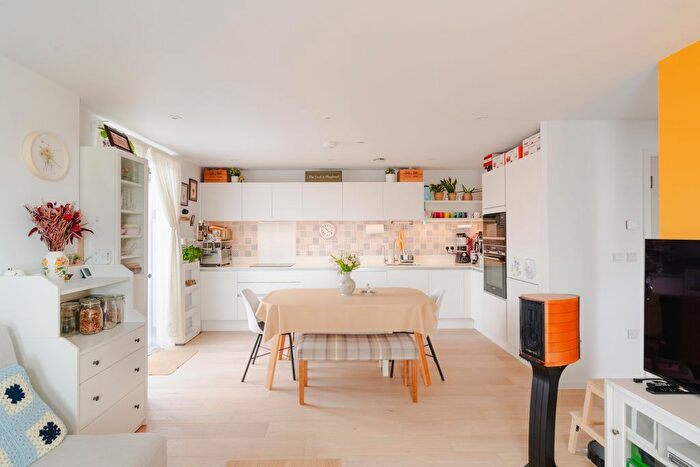 2 Bedroom Flat For Sale In The Navigator Building, Barnwell Crescent, Bristol, BS34